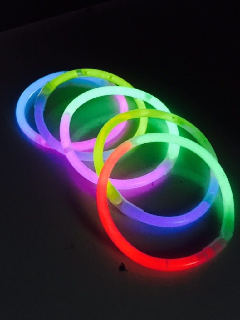 荧光棒荧光双色手镯_兰溪市明亮玩具_义乌国际商贸城一区_义乌购