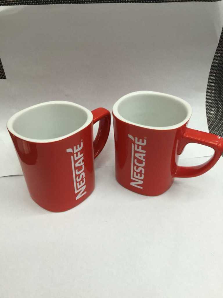 咖啡杯雀巢杯红釉里面白色瓷水杯