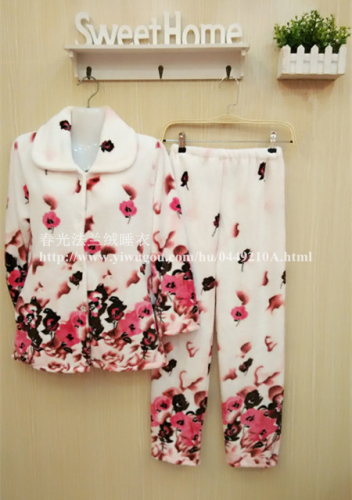 Autumn and Winter New Ladies Thickened Positioning Flower Pajamas Cute Mother Flannel Homewear 