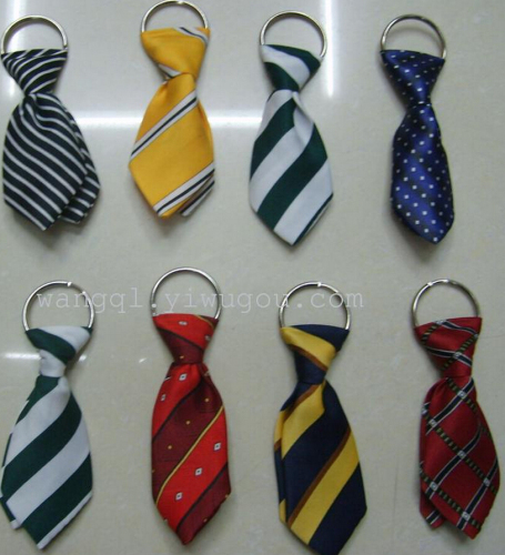 children‘s casual tie with keychain