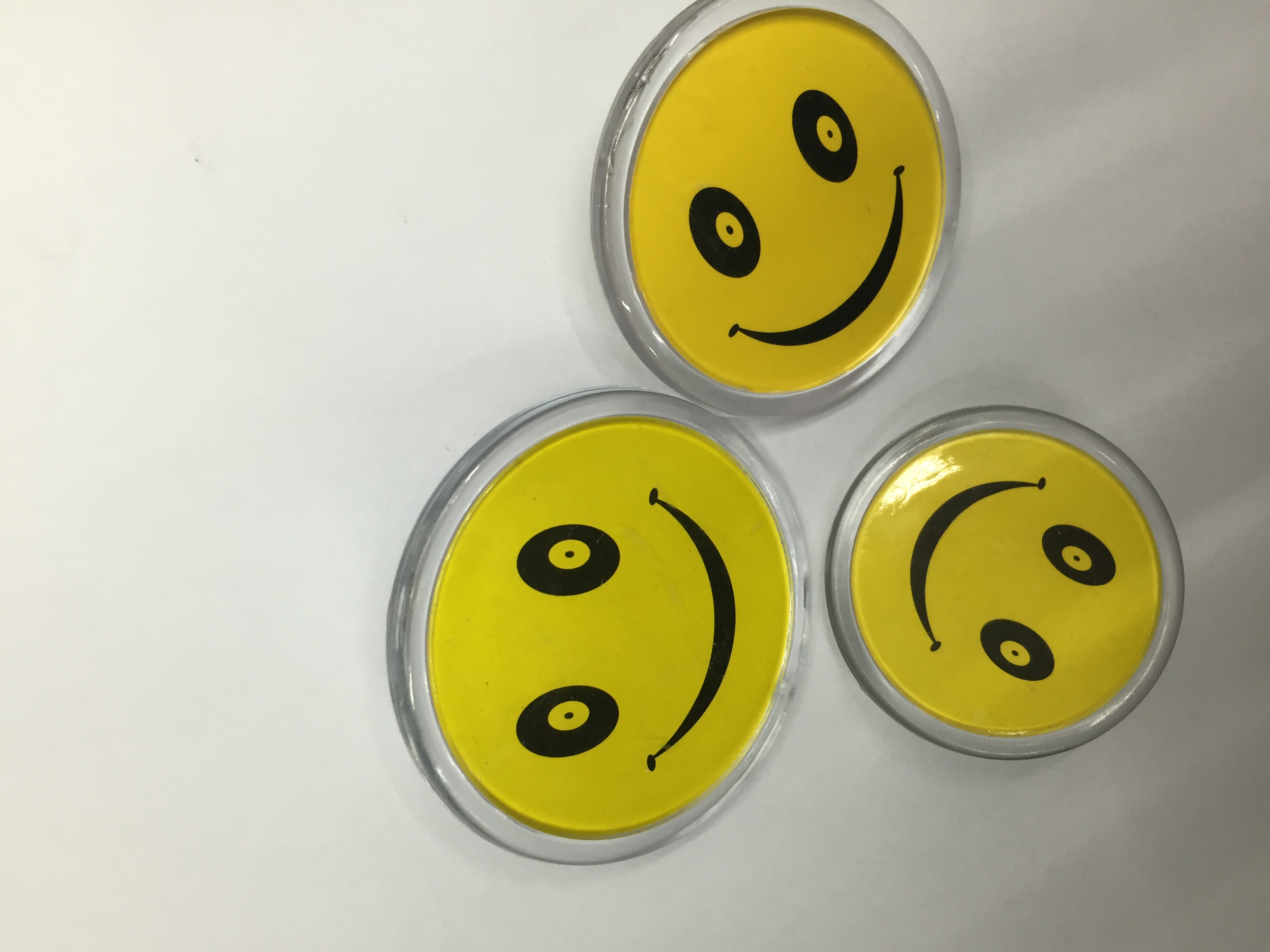 大号 亚克力笑脸牌/亚克力微笑牌/亚克力工作牌/服务牌/胸牌