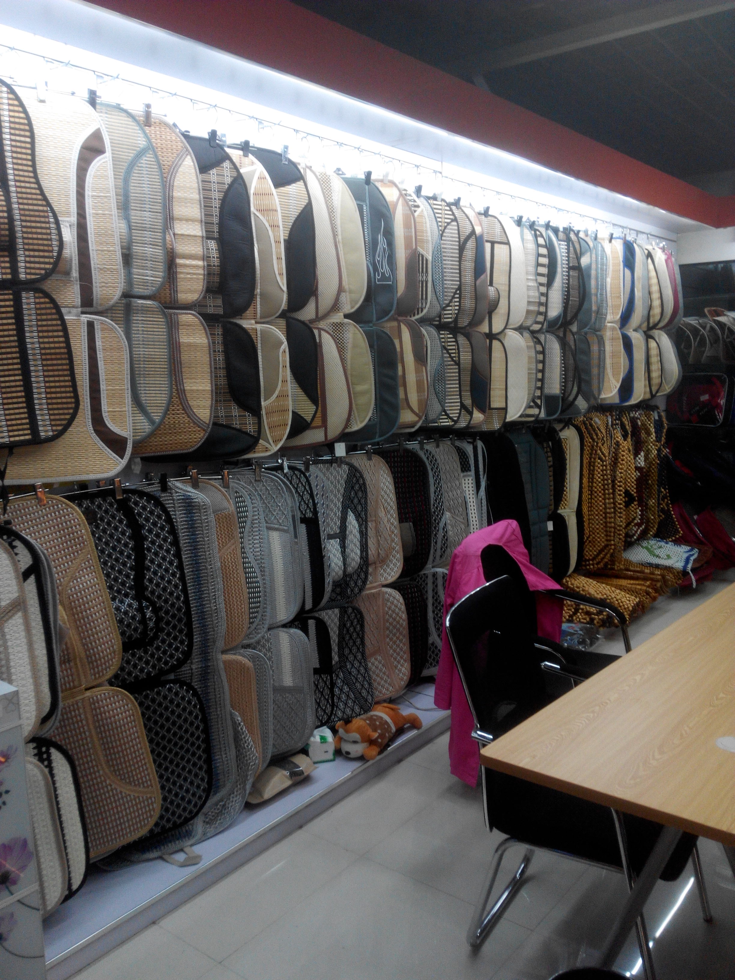 润耀汽车用品_义乌国际商贸城五区_万家义购-信阳义乌小商品城