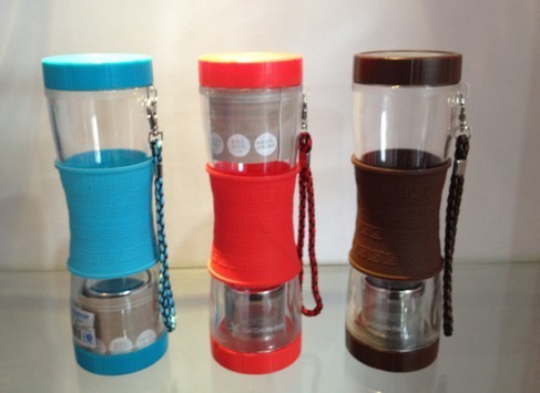 [Factory Direct Sales] New Tea Maker Sports Bottle Non-Slip Silicone Pc Plastic Cup 015