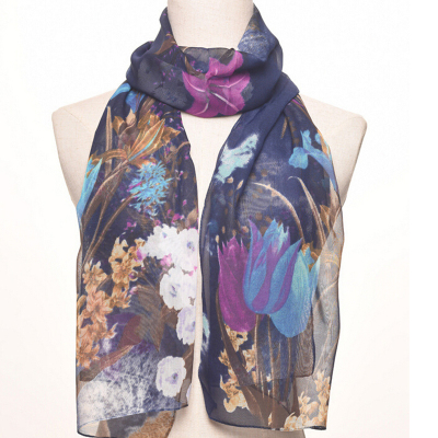 The new lady printed chiffon silk scarves with a long scarf.