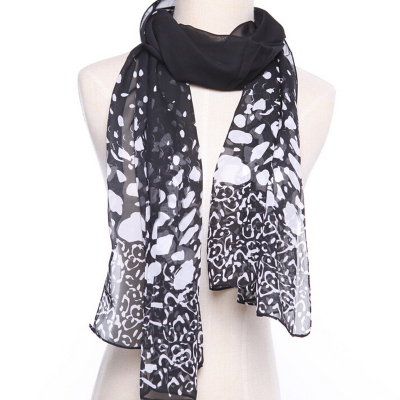 Spring and summer new leopard grain chiffon lady scarf long scarf.