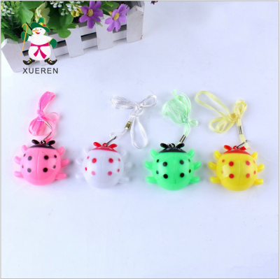 Dongchao toy beetle color flash Pendant with light flash cute children toy wholesale noctilucent toy
