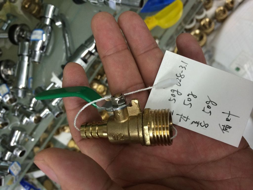 Supply Liquefied gas valve, gas valve, gas inside and ...