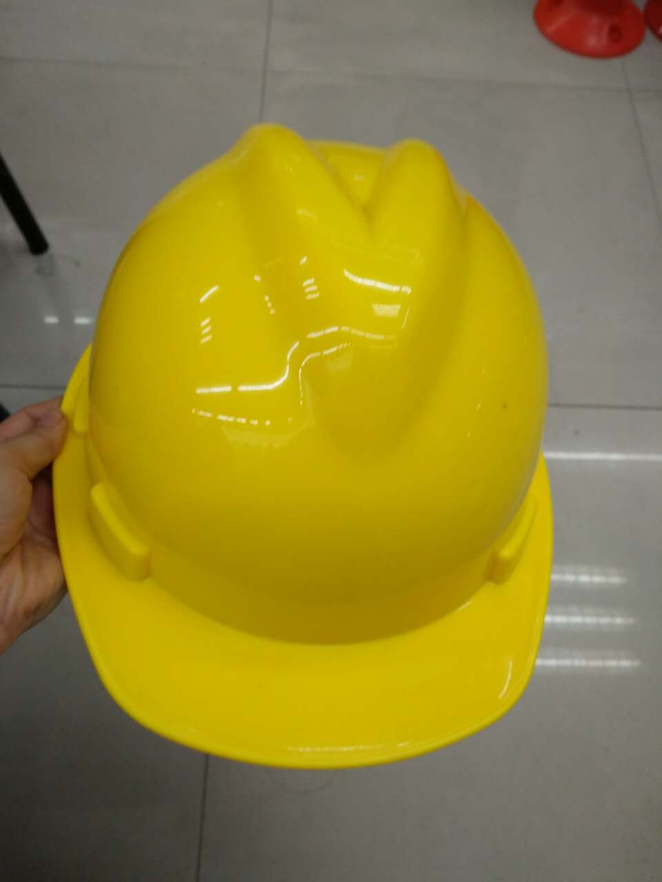 v型建筑工地防撞防护头盔工地头盔 pe安全帽 现货