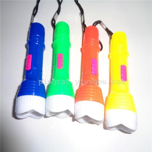 Children‘s Toy Flashlight Gift Led Small Night Lamp Luminous Pendant Keychain Light Factory Direct