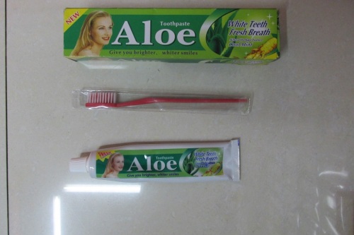 aloe herbal desensitization and maintenance toothpaste