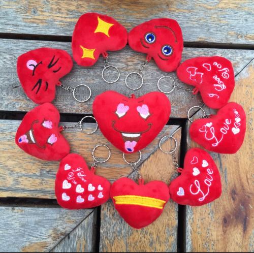 Valentine‘s Day Love Pendant Plush Pendant Love Pendant Valentine‘s Day Gift Plush Stuffed Toys Keychain