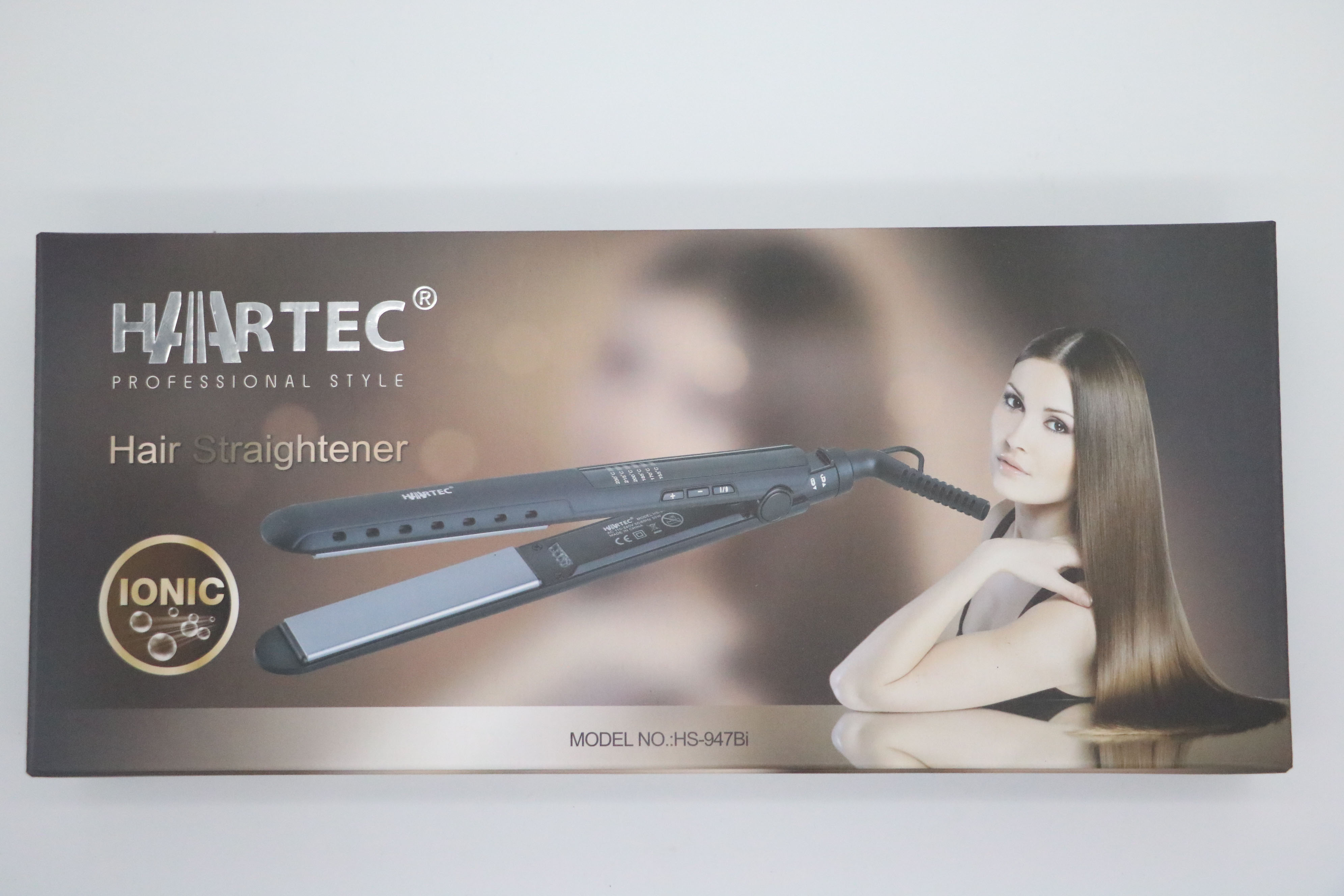 Marquee straightener outlet