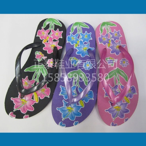 customized mixed color women‘s flower embossed eva flip flops slippers