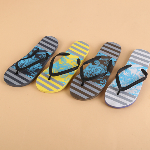 Flip Flops Men‘s New Flip-Flops Comfortable Outdoor Leisure Flat Summer Beach Slippers 