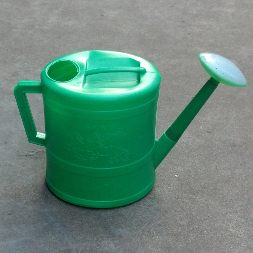 plastic watering can wholesale household agricultural gardening flower watering can 10 liters super large green watering can