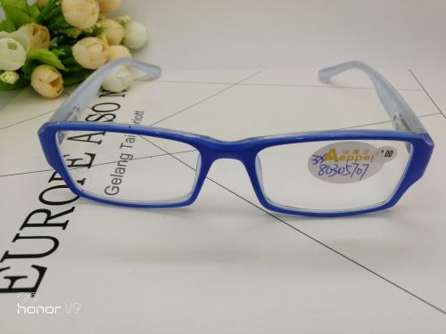 Factory Direct Sales Fashion Simple High Quality Ultra Light Glasses Men and Women General Form Presbyopic Glasses