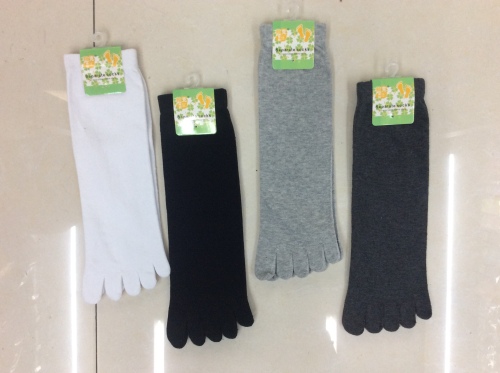 Hyatt Rabbit Toe Socks Men‘s Mid-Calf Toe Socks Deodorant Male Socks Toe Socks