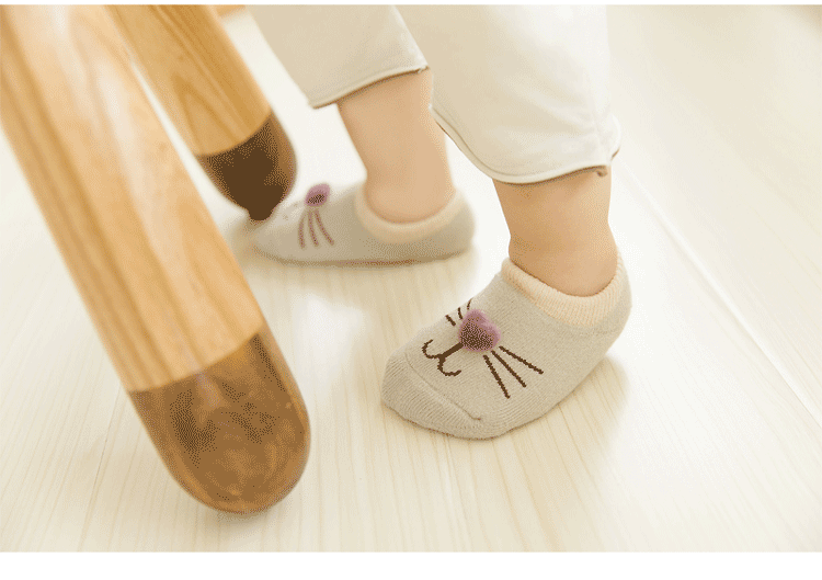 Autumn and Winter Children‘s Socks Floor Socks Cartoon Animal Cotton Terry Thickened Infant Baby Socks Non-Slip