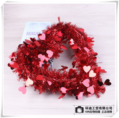 爱心壁挂花环厂家直销优质塑料花环爱心壁挂圣诞挂件