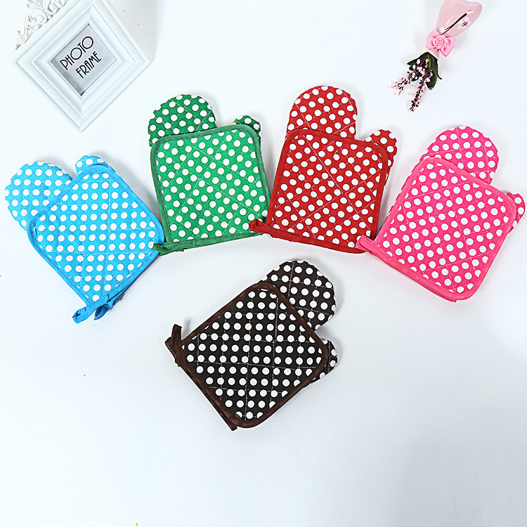 New contracted fashion dot microwave gloves baking heat-resistant thermal insulation  direct wholesa