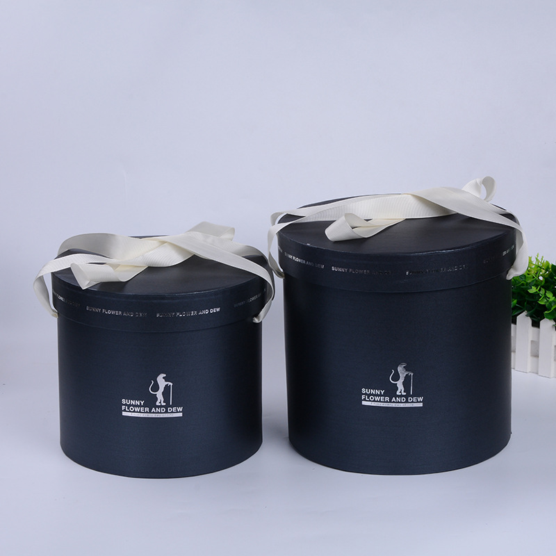 Packaging candy and fruit products Packaging of flowers h...