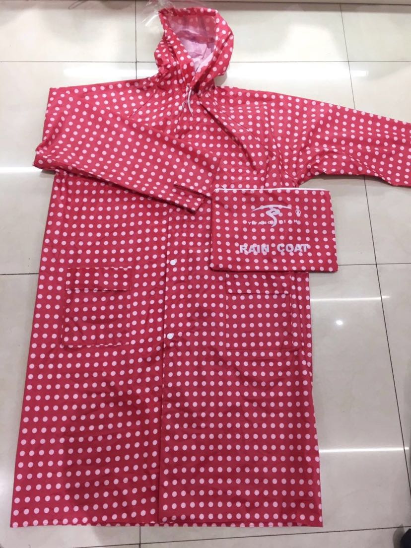 新款圆点长款雨衣