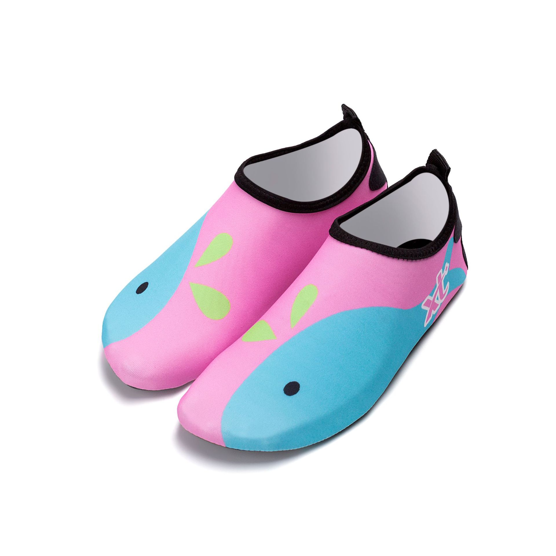 feet swimming shoes