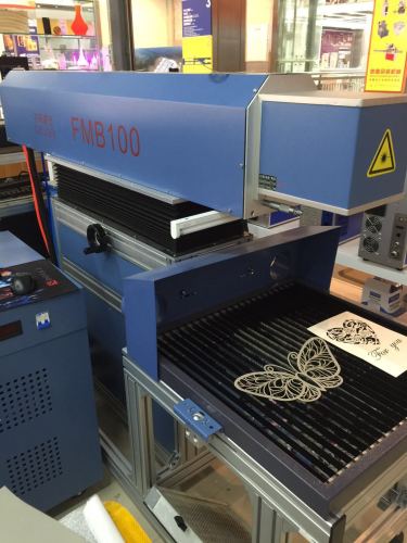 large format 60x60cm laser carving machine high speed 100w laser marking cutting machine pet glitter paper cutting