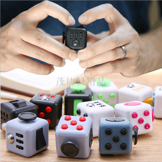 fidget cube buttons