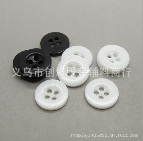 Factory Hot Wholesale Fashion Wide-Brimmed Resin Button High-End Four-Eye Coat Children‘s Button round Button