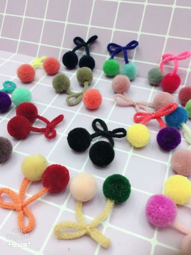 Factory Wholesale Pair of Cherry Hair Ball， 2cm Waxberry Ball Handmade， Clothing Home Textile Socks Scarf