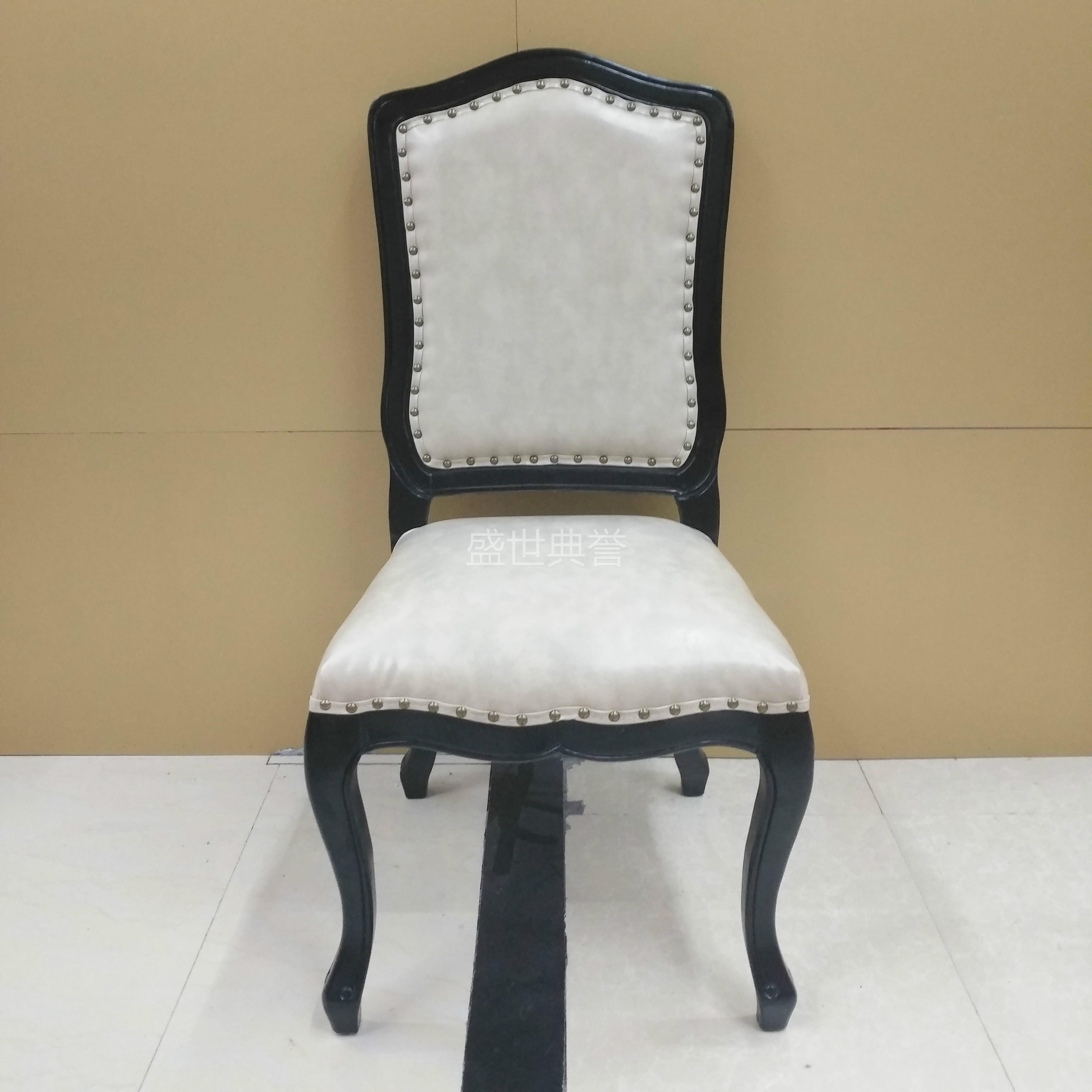 杭州个性餐厅实木桌椅 酒店包厢欧式餐椅主题餐厅实木椅