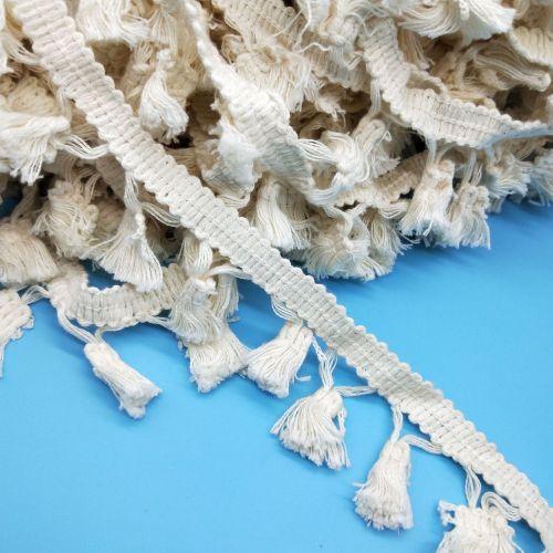 In Stock Wholesale Cotton Broom Tassel Beard Lace Cotton Thread Triangle Tassel Broom Beard Scarf Clothing Accessories