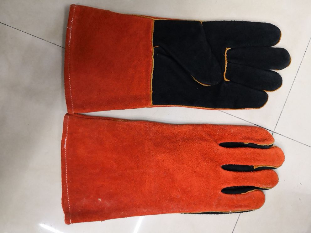 Manufacturer direct quality first-class old welding gloves