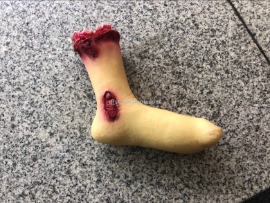 分享到朋友圏加入收藏夹english|投诉万圣节恐怖肢体 假手  酒吧 鬼屋