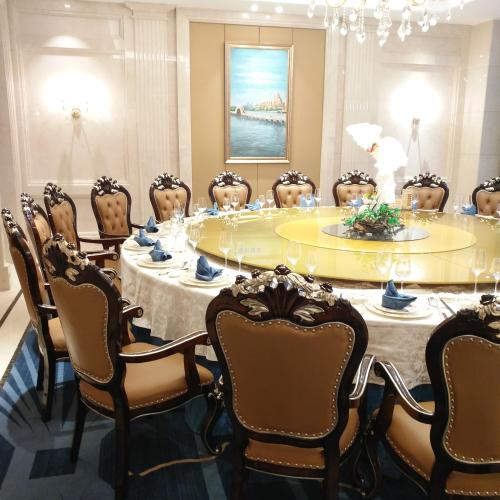 wuxi hotel box large electric dining table european large round table electric paint glass turntable