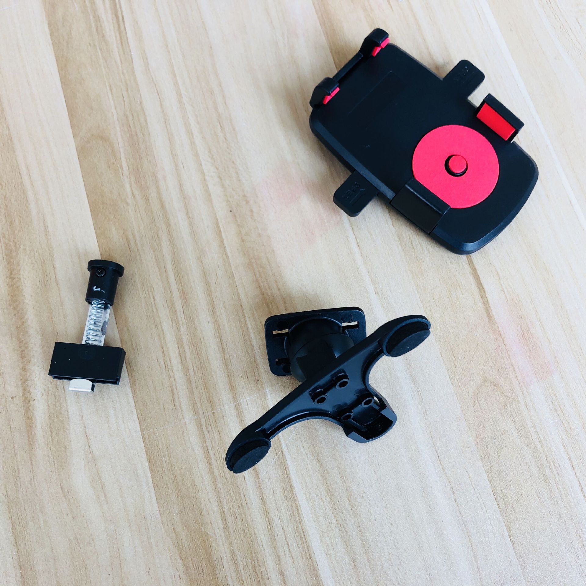 出风口支架 自动锁支架 车载手机360旋转吸盘手机架汽车用品批发类型