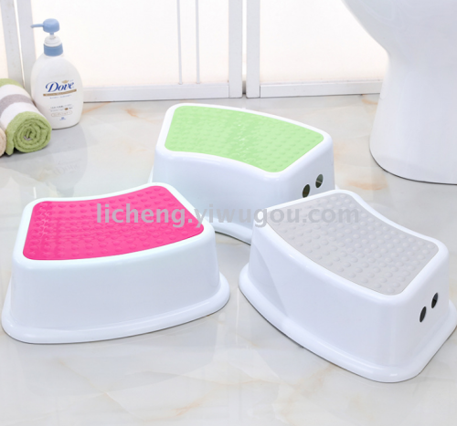 Children‘s Bathroom Non-Slip Bath Stool Laundry Stool Plastic Stool Plastic Footpad Bench