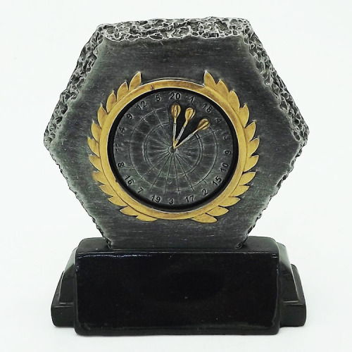 resin plastic metal trophy award prize souvenir club decoration dart trophy hx3561