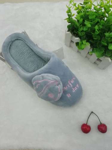 New Woolen Slipper Cute Little Bell Shape Slippers Cartoon Winter Men and Women Home Cotton Slippers Warm Wholesale