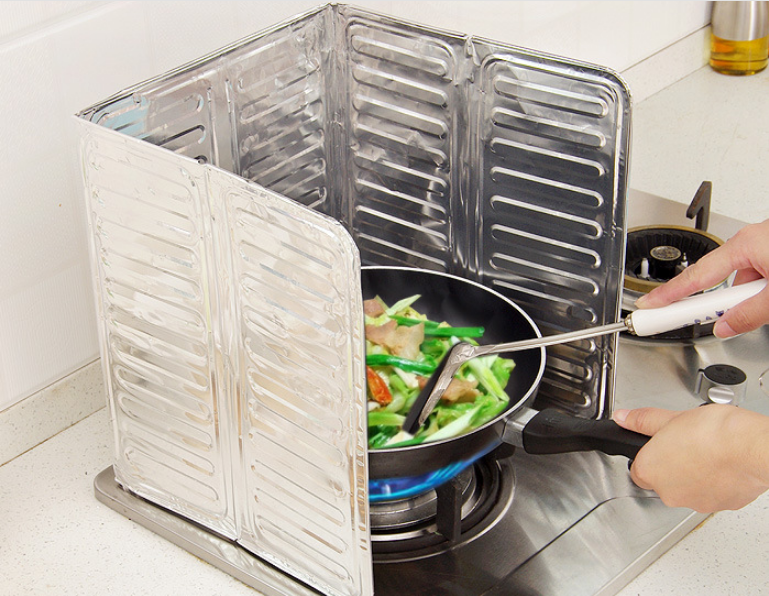 Kitchen Oil Isolation Aluminum Foil Plate Gas Stove Kitchen Gas Stove Oil Baffle Splash-Proof Plate