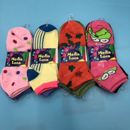 stall mixed middle tube cotton socks men‘s socks women‘s socks digging socks various styles mixed wholesale socks