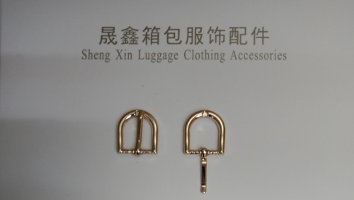 zinc alloy pin buckle belt buckle luggage buckle connection buckle clothing buckle light gold
15mm