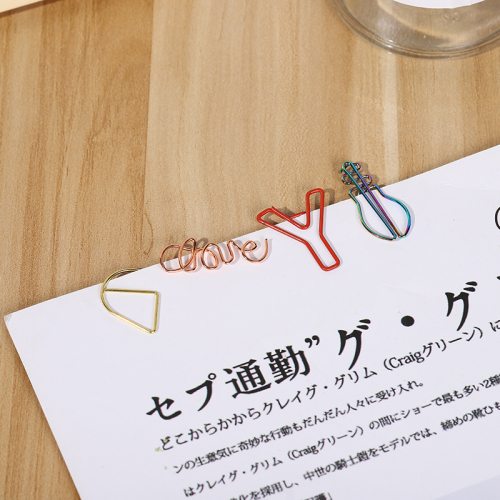 Factory Direct Sales Low Price Customized All Kinds of Shaped Paper Clips Japanese， Korean， European and American Hot Selling Creative Paper Clip Wholesale