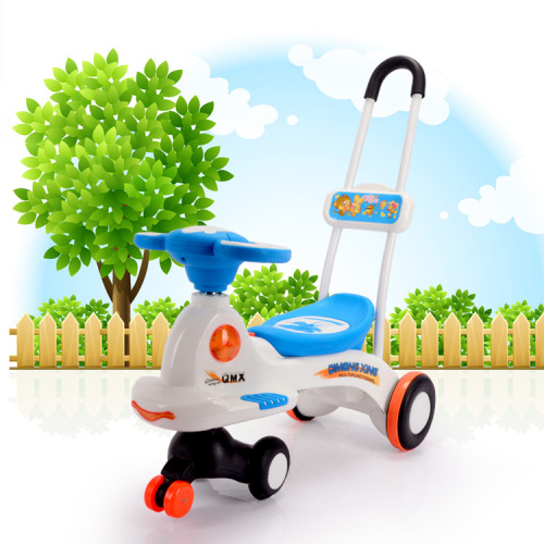 factory direct sales children‘s swing car baby scooter with hand push music swing car can sit four-wheel toy car