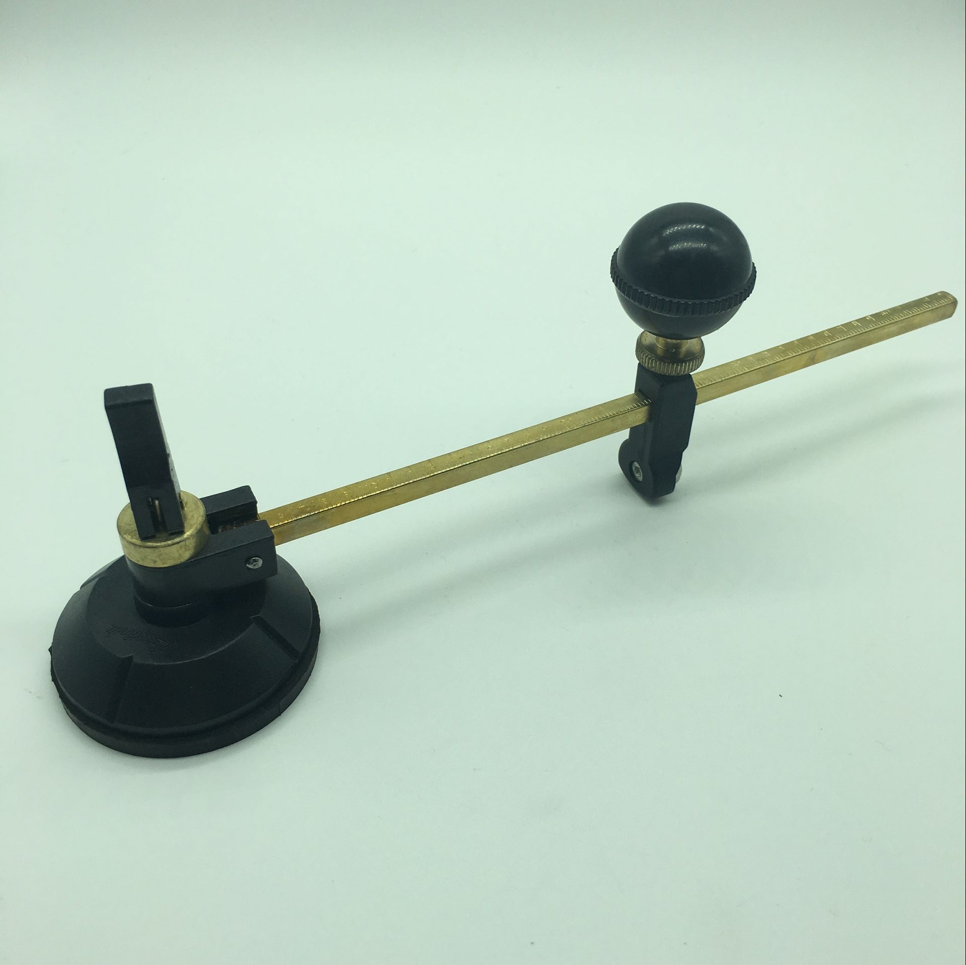 怡燕精品六轮 玻璃刀 圆规刀 玻璃工具 玻璃划圆刀