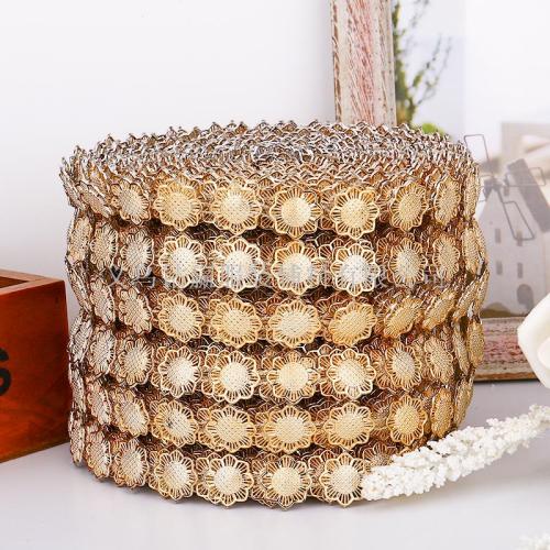 019 New Product 6 Rows Golden Sunflower Thread Drill Gang Drill Ornament Accessories Clothing Accessories 