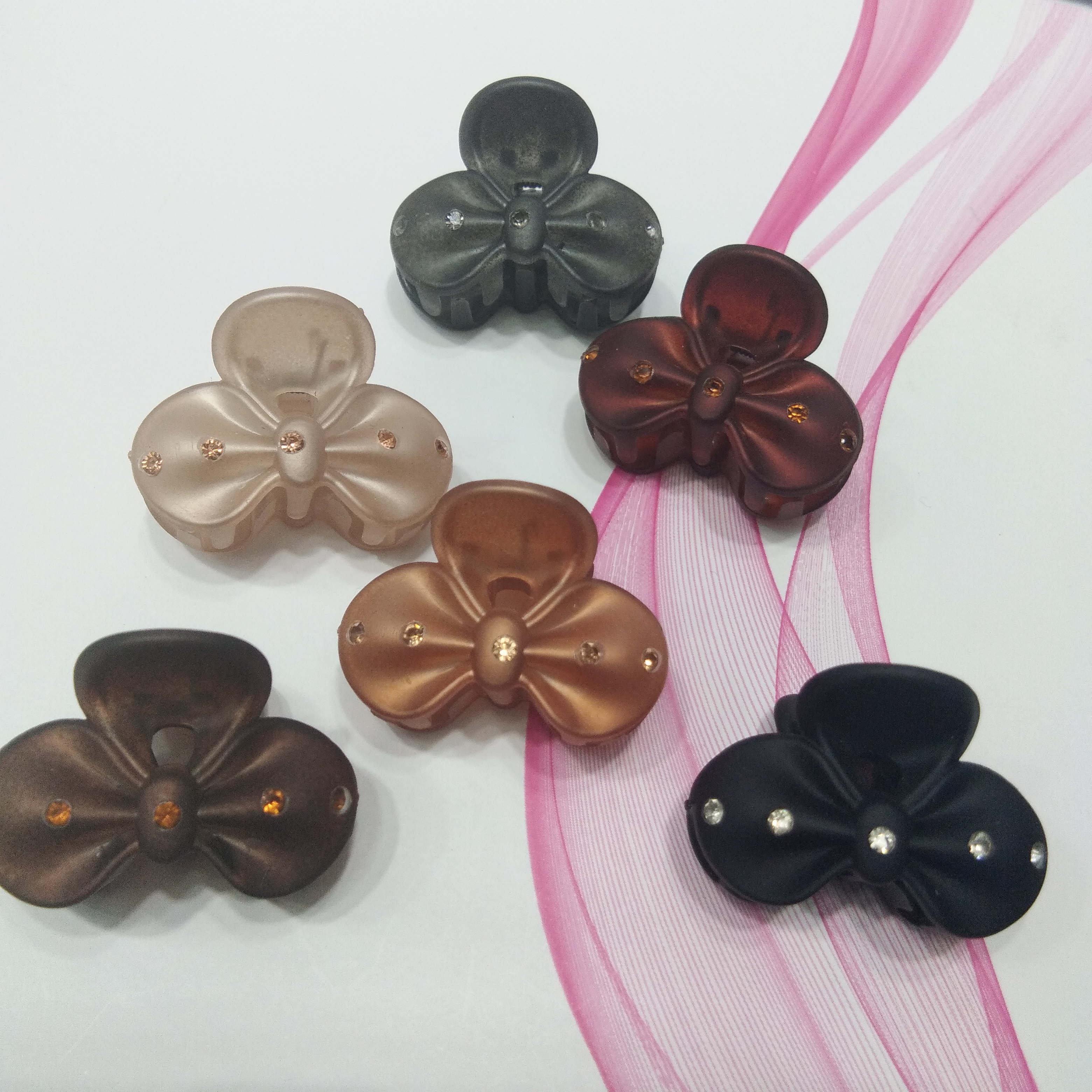 新款水晶钻彩色小爪夹环保材料不易断发夹头饰地摊货源_樱桃抓夹头饰