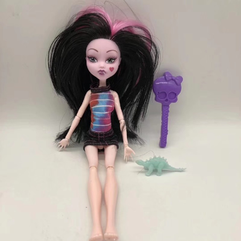 Girl monster elf vampire doll barbie doll hand knuckles activity Halloween toys
