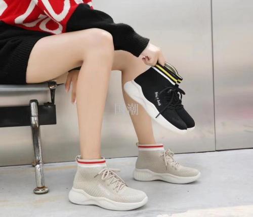 Women‘s High-Top Shoes New Student Versatile Internet Celebrity Knitted Sports Casual Shoes Ins Trendy Socks Ankle Boots